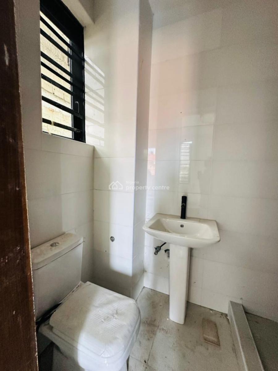 2 Bedroom Apartment, Ologolo, Lekki, Lagos, Flat / Apartment for Sale