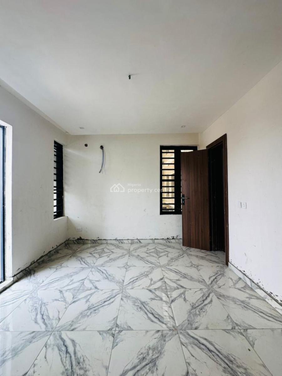 2 Bedroom Apartment, Ologolo, Lekki, Lagos, Flat / Apartment for Sale