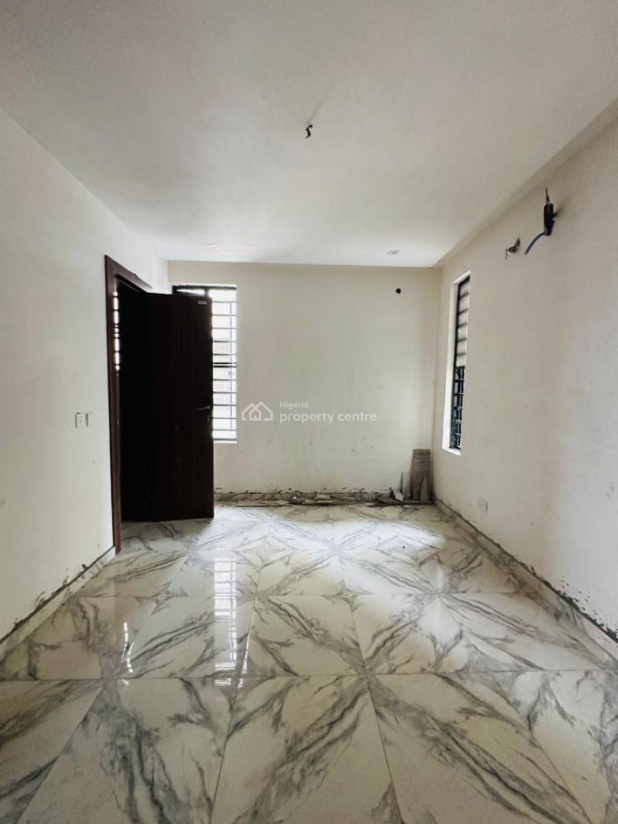 2 Bedroom Apartment, Ologolo, Lekki, Lagos, Flat / Apartment for Sale