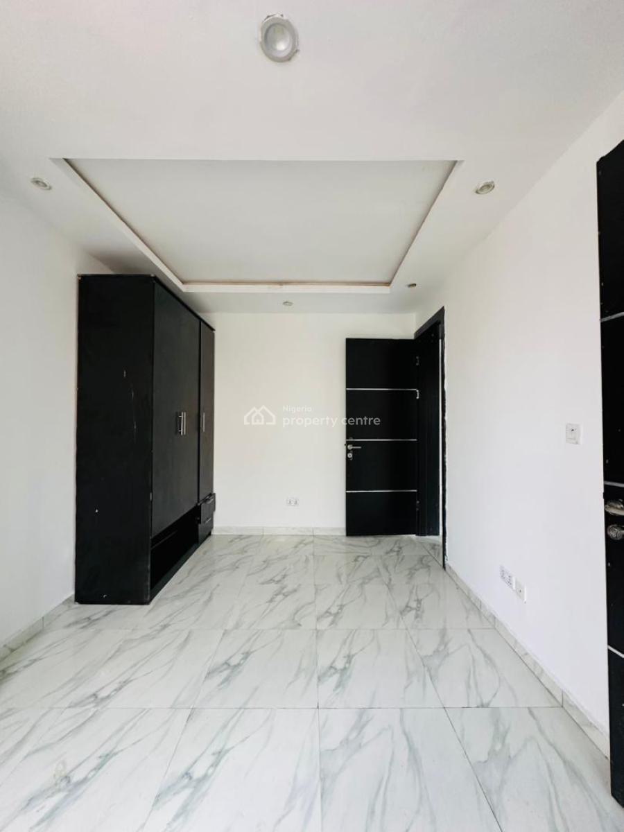 2 Bedroom Apartment, Ologolo, Lekki, Lagos, Flat / Apartment for Sale