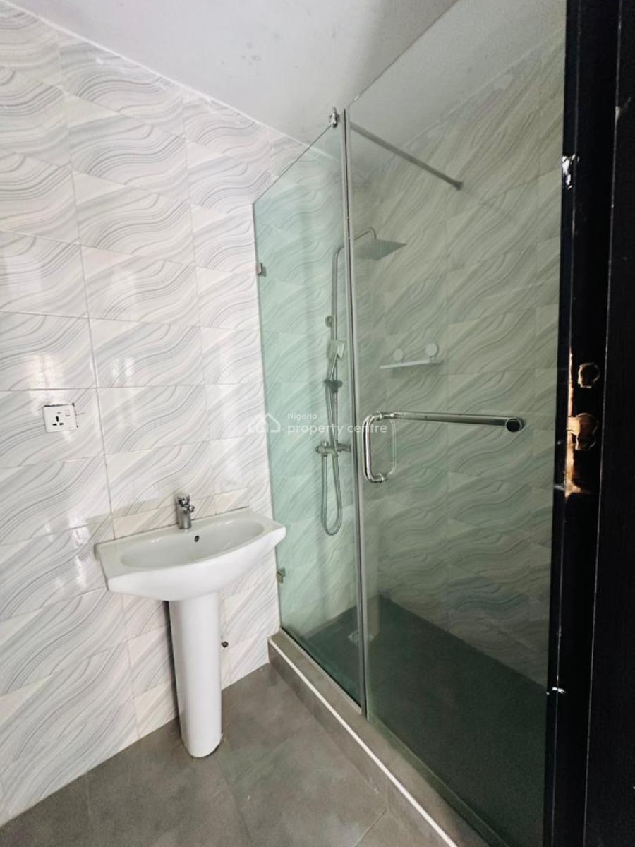 2 Bedroom Apartment, Ologolo, Lekki, Lagos, Flat / Apartment for Sale