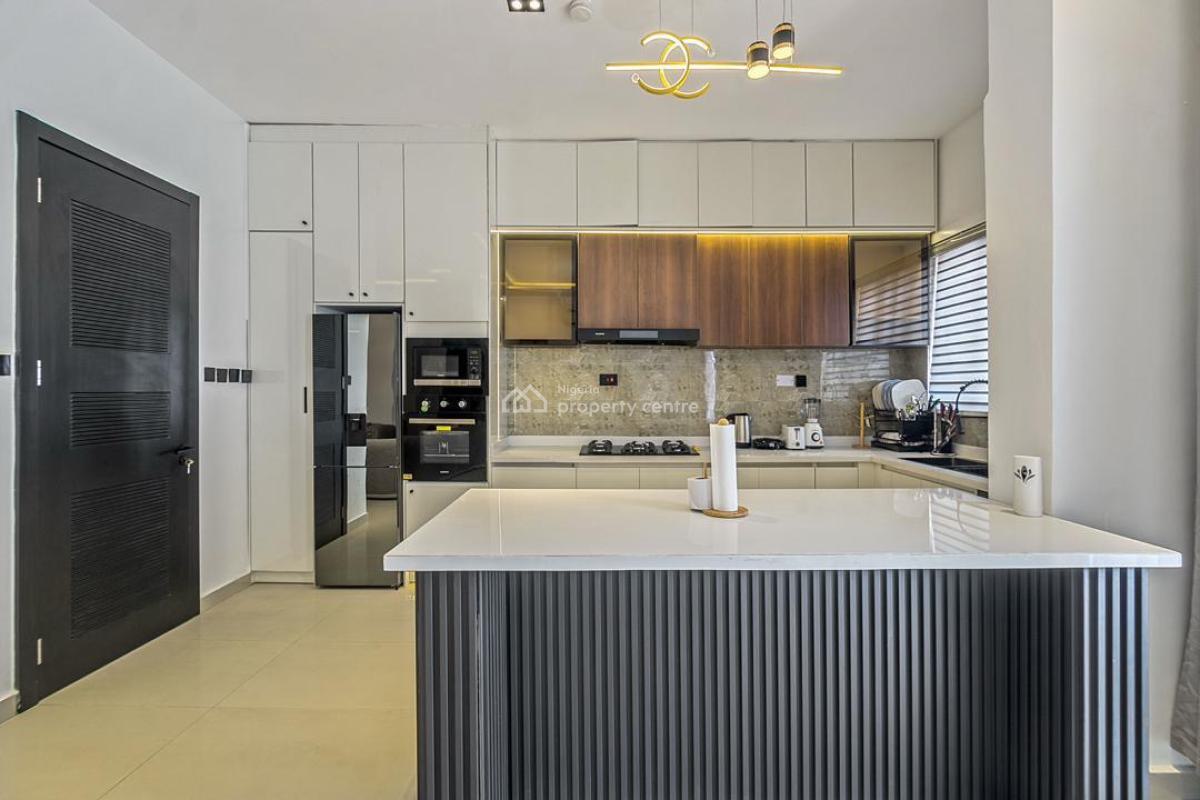 Newly Launched 2 Bedroom Lekki Phase1, Lekki Phase1, Lekki, Lagos, Flat / Apartment Short Let