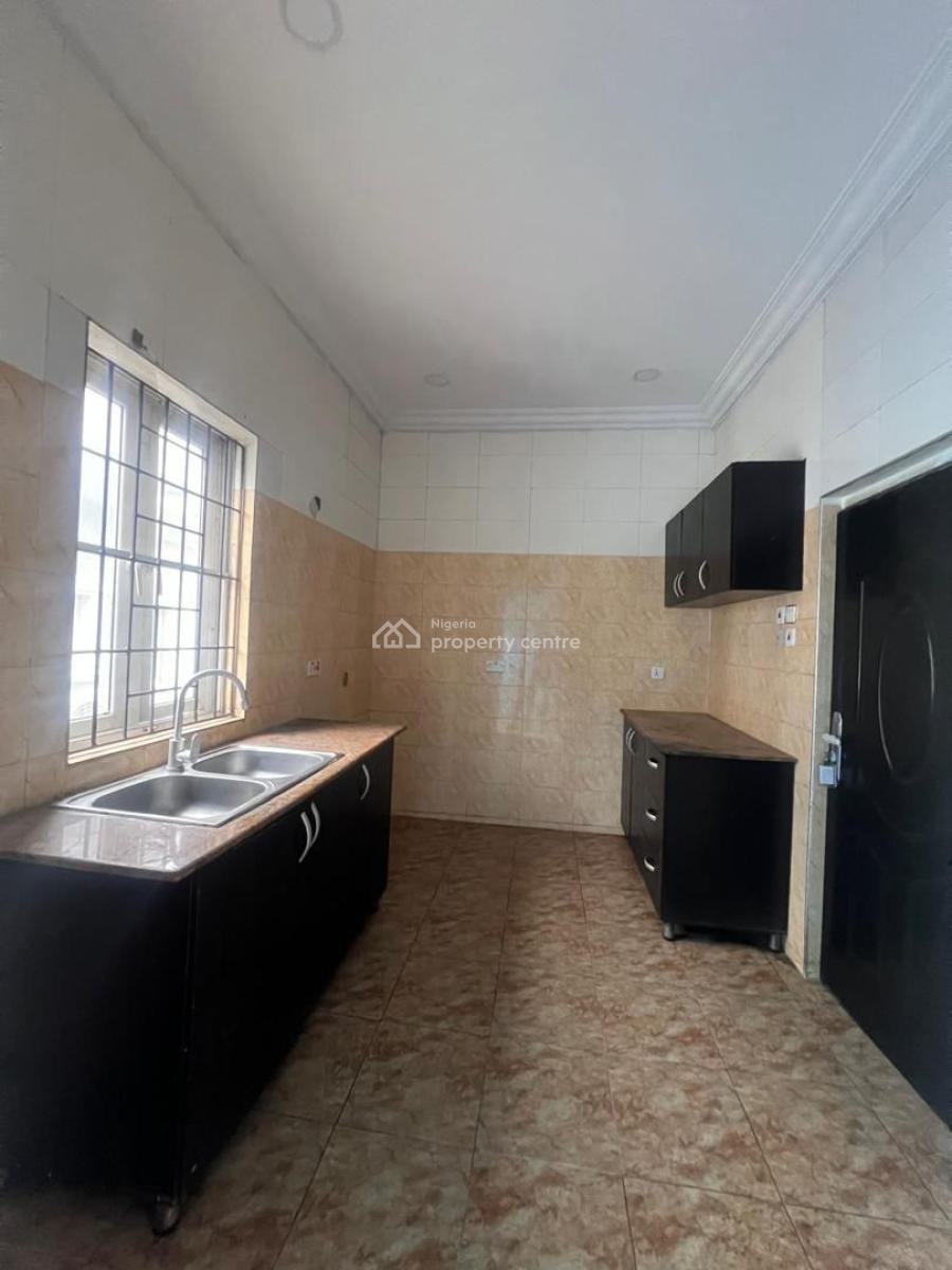 Very Clean 2-bedroom Flat Within a Secured Neighborhood, Lekki Phase 1, Lekki, Lagos, Flat / Apartment for Rent