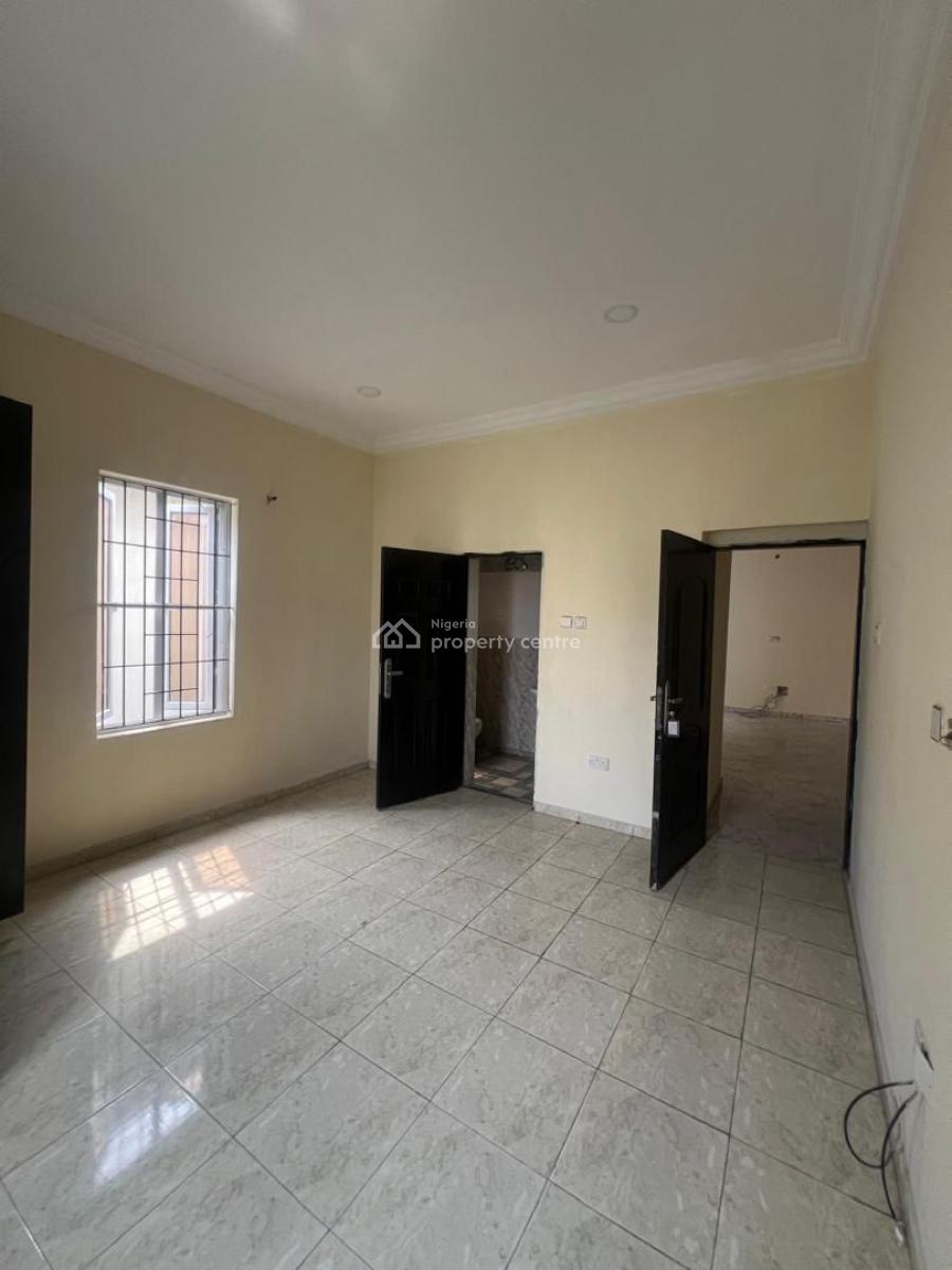 Very Clean 2-bedroom Flat Within a Secured Neighborhood, Lekki Phase 1, Lekki, Lagos, Flat / Apartment for Rent