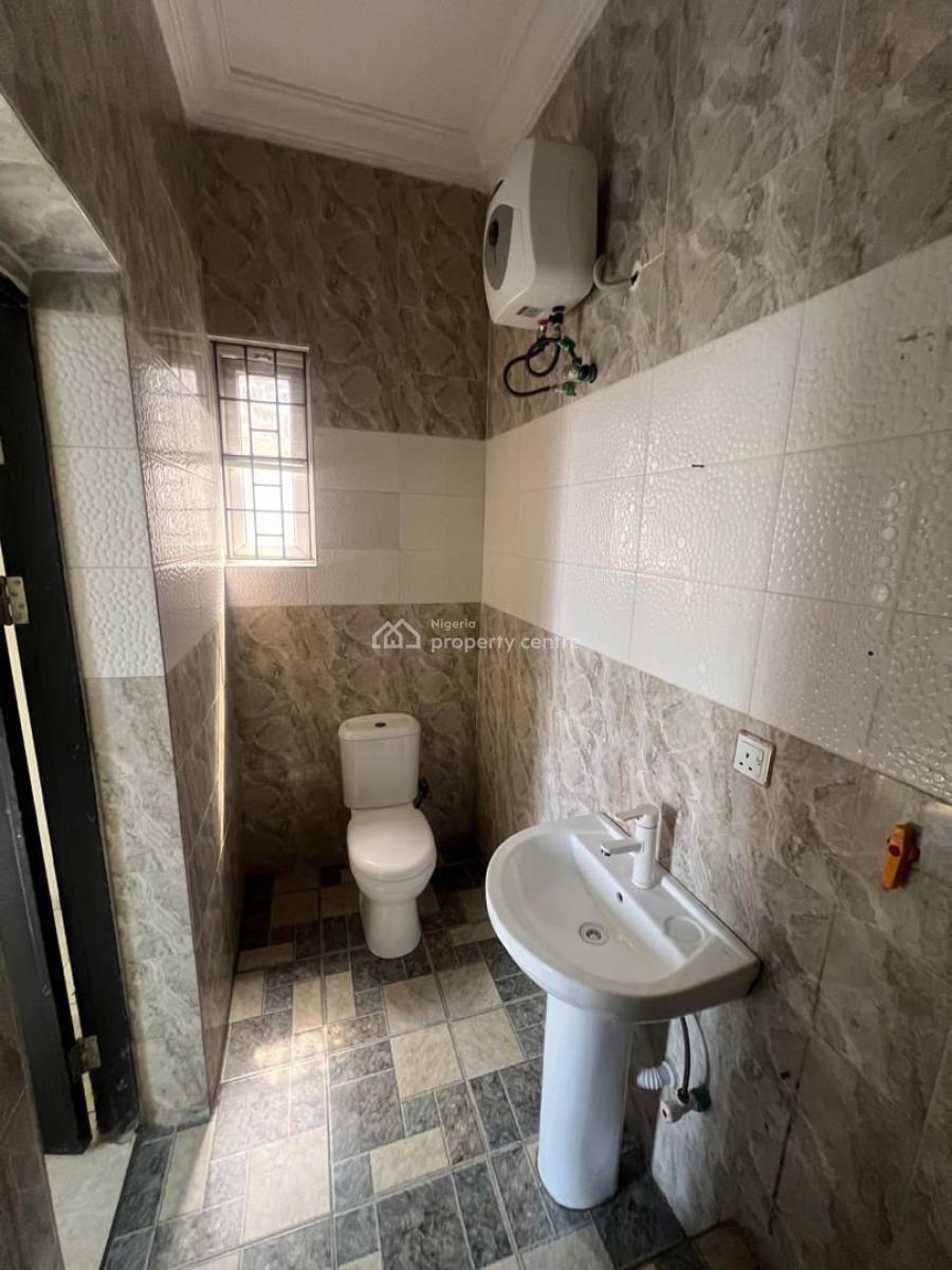 Very Clean 2-bedroom Flat Within a Secured Neighborhood, Lekki Phase 1, Lekki, Lagos, Flat / Apartment for Rent