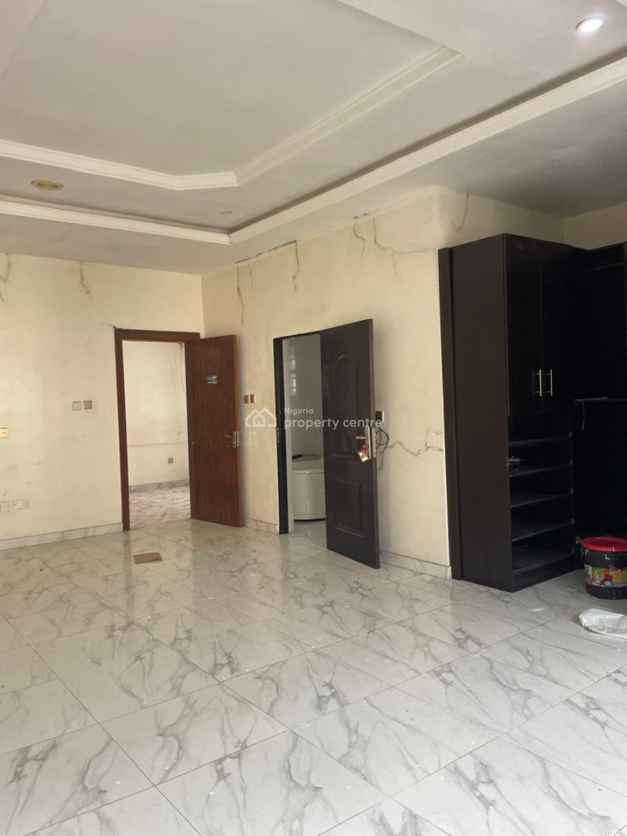 a Well Renovated 4 Bedrooms Semi Detached Duplex, Chevron, Lekki, Lagos, Semi-detached Duplex for Rent