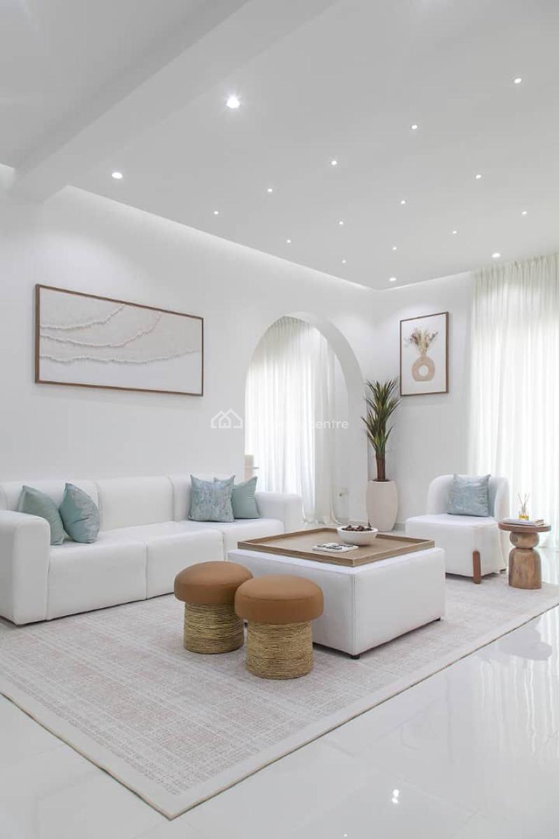 1bedroom Luxury Waterfront /swimming, Lekki Phase 1, Lekki, Lagos, Flat / Apartment Short Let