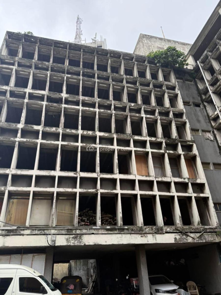 Six-floor Commercial Building Requiring Renovation, Ikoyi, Lagos, Plaza / Complex / Mall for Sale