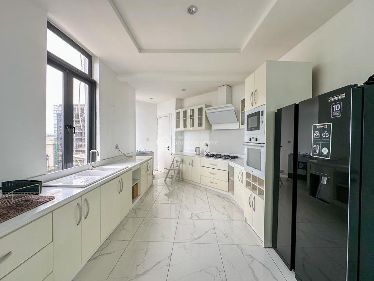 One of a Kind Furnished 3 Bedroom Penthouse with Pool & 24/7 Light, Lekki Phase 1, Lekki, Lagos, Flat / Apartment for Rent