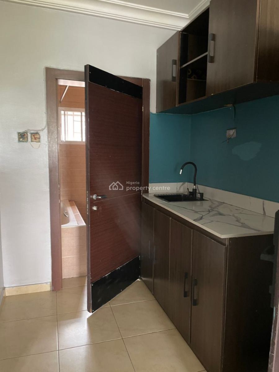 Fully Serviced & Standard Studio Penthouse Apartment, Lekki Phase 1, Lekki, Lagos, Self Contain (single Rooms) for Rent