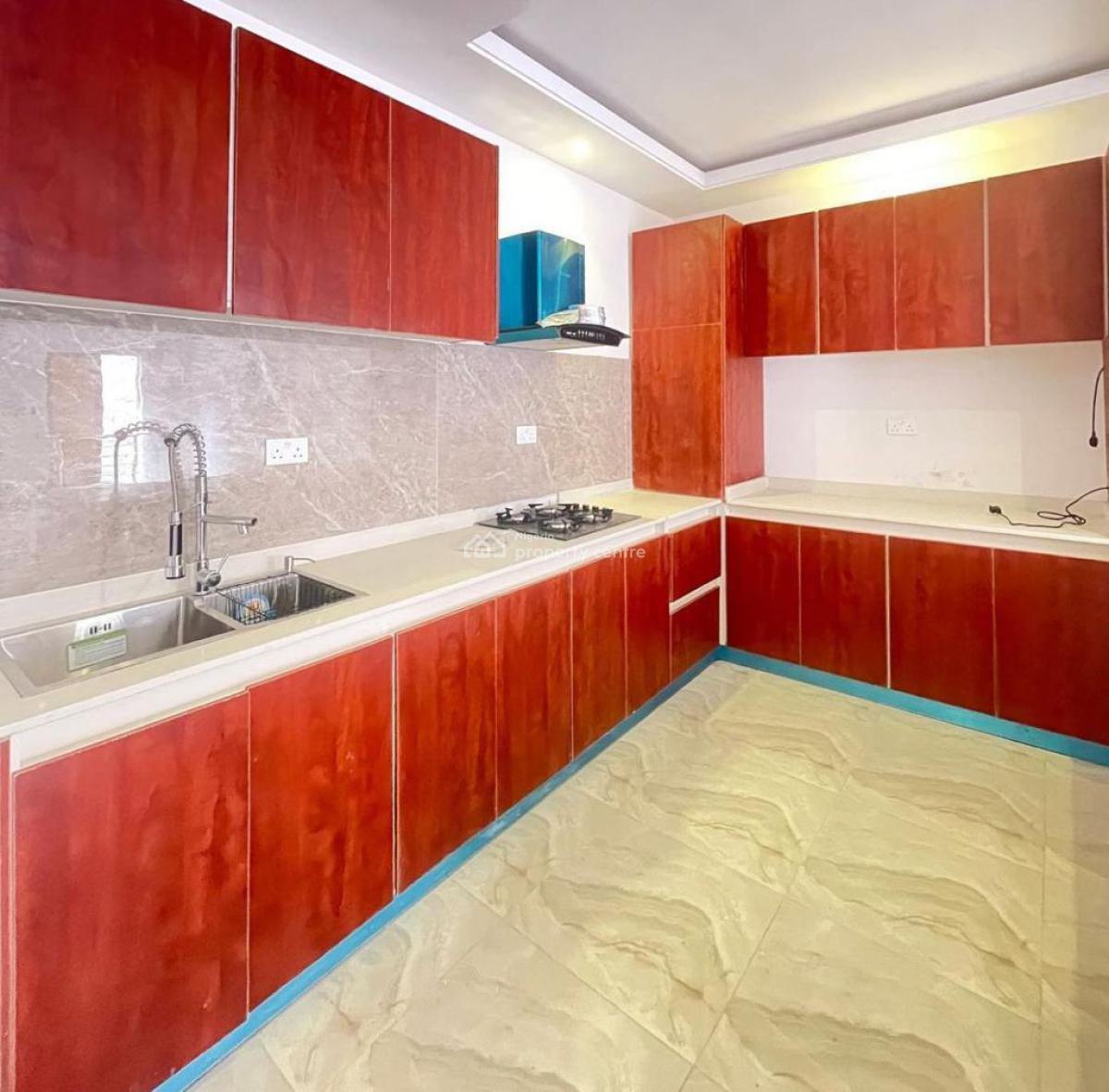 a Tastefully Built Well Maintained Serviced 3 Bedroom Maisonette, Lekki Phase 1, Lekki, Lagos, House for Rent