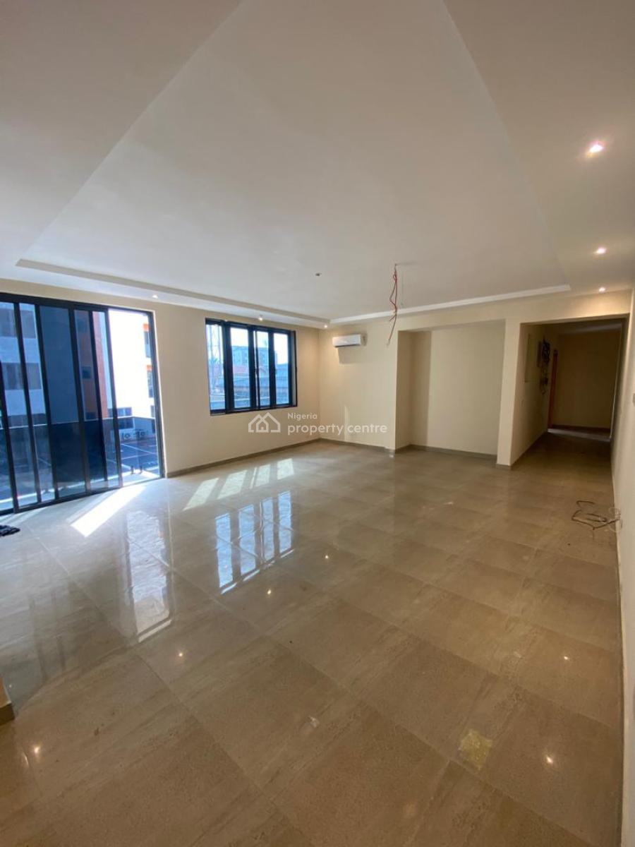 Brand New 3 Bedroom with a Bq, Gym, Pool, Lekki Phase 1, Lekki, Lagos, Flat / Apartment for Rent