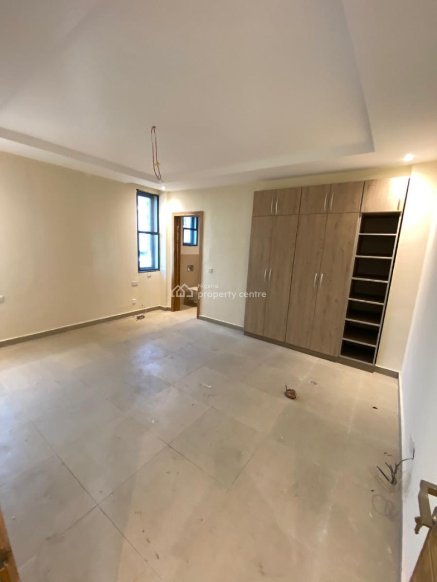 Brand New 3 Bedroom with a Bq, Gym, Pool, Lekki Phase 1, Lekki, Lagos, Flat / Apartment for Rent
