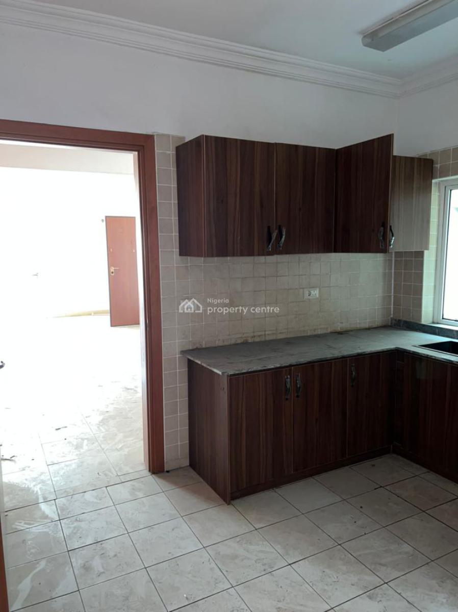 18 Units of Three (3) Bedroom Apartment with En-suite Rest Rooms, Victoria Island (vi), Lagos, Flat / Apartment for Rent