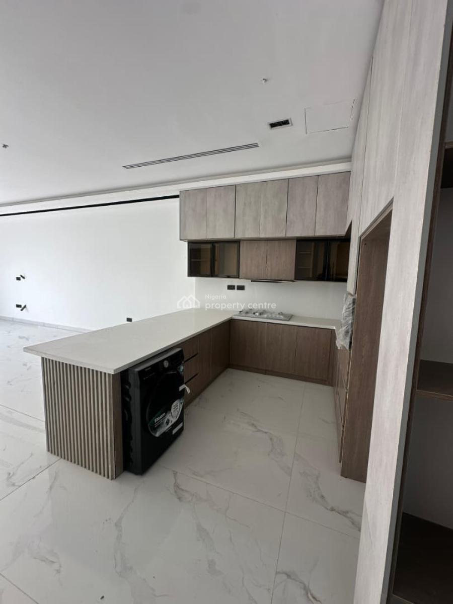 Stunning 2 Bedroom Apartment Within a Serene Neighborhood, Lekki Phase 1, Lekki, Lagos, Flat / Apartment for Sale