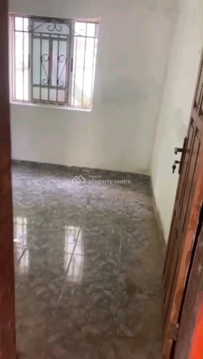 Decent Mini Flat Available, Oworonshoki, Shomolu, Lagos, Mini Flat (room and Parlour) for Rent