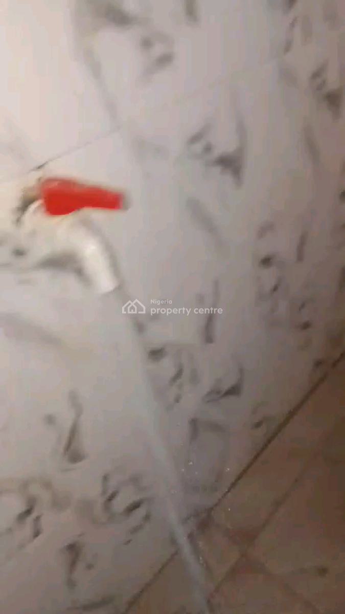 Executive Newly Built 2bed Available, Oworonshoki, Shomolu, Lagos, Flat / Apartment for Rent