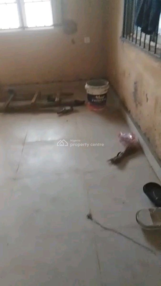 Executive Newly Built 2bed Available, Oworonshoki, Shomolu, Lagos, Flat / Apartment for Rent