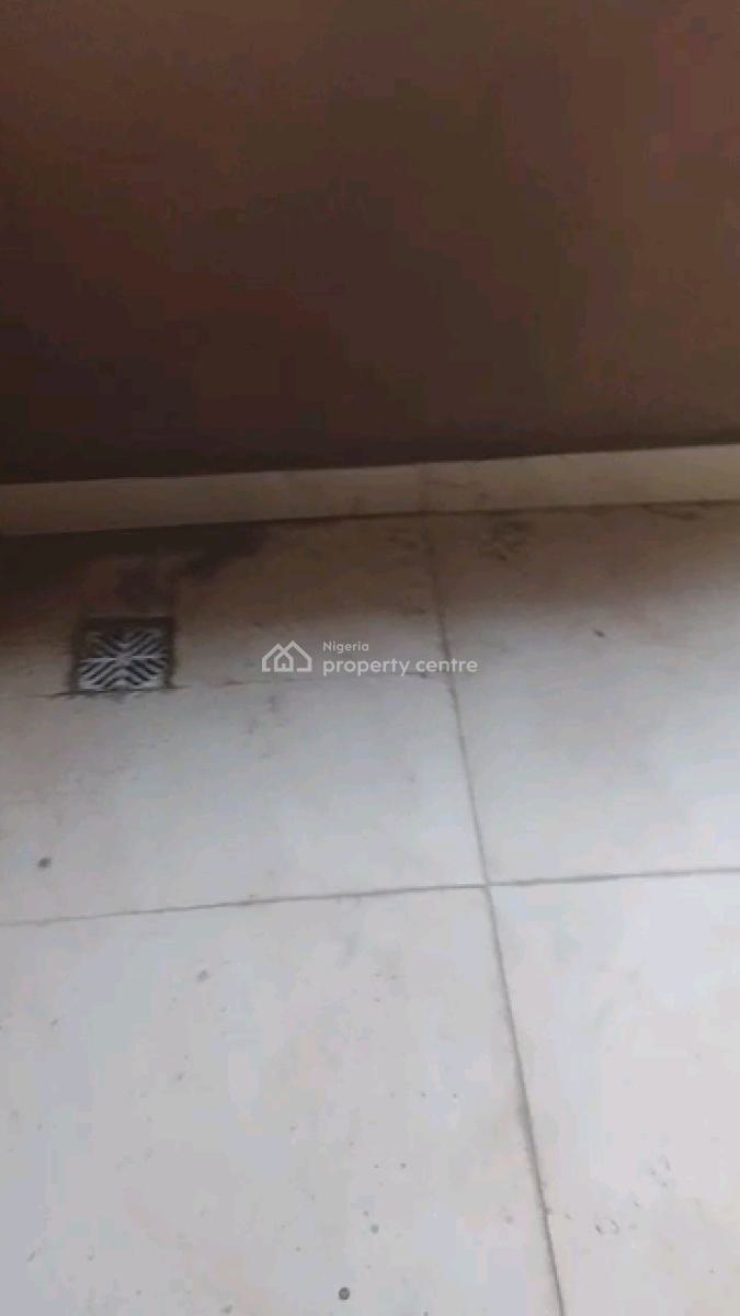 Executive Newly Built 2 Bedroom, Oworonshoki, Shomolu, Lagos, Flat / Apartment for Rent