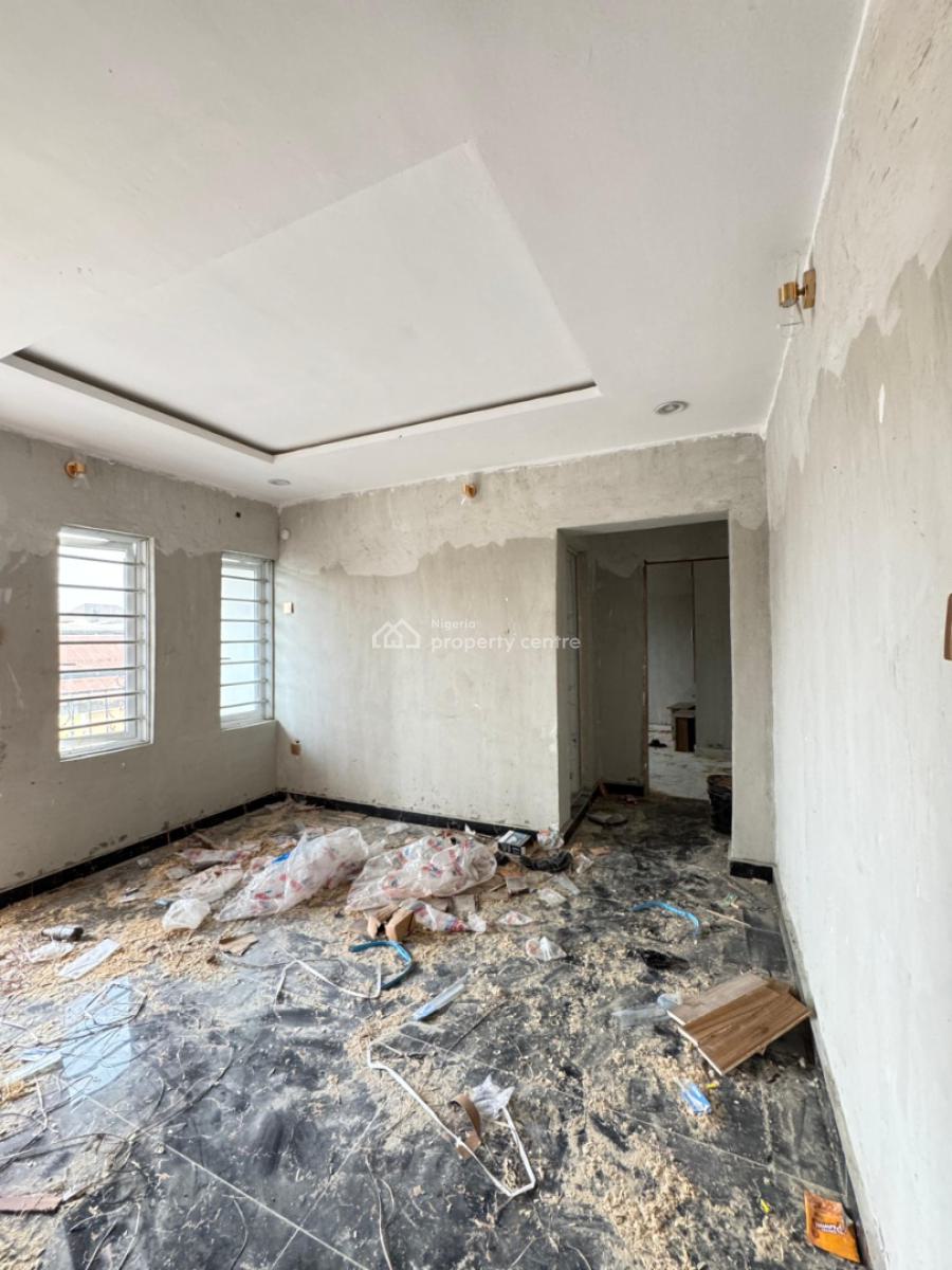 2 Bedroom Apartment, Surulere, Lagos, Flat / Apartment for Sale