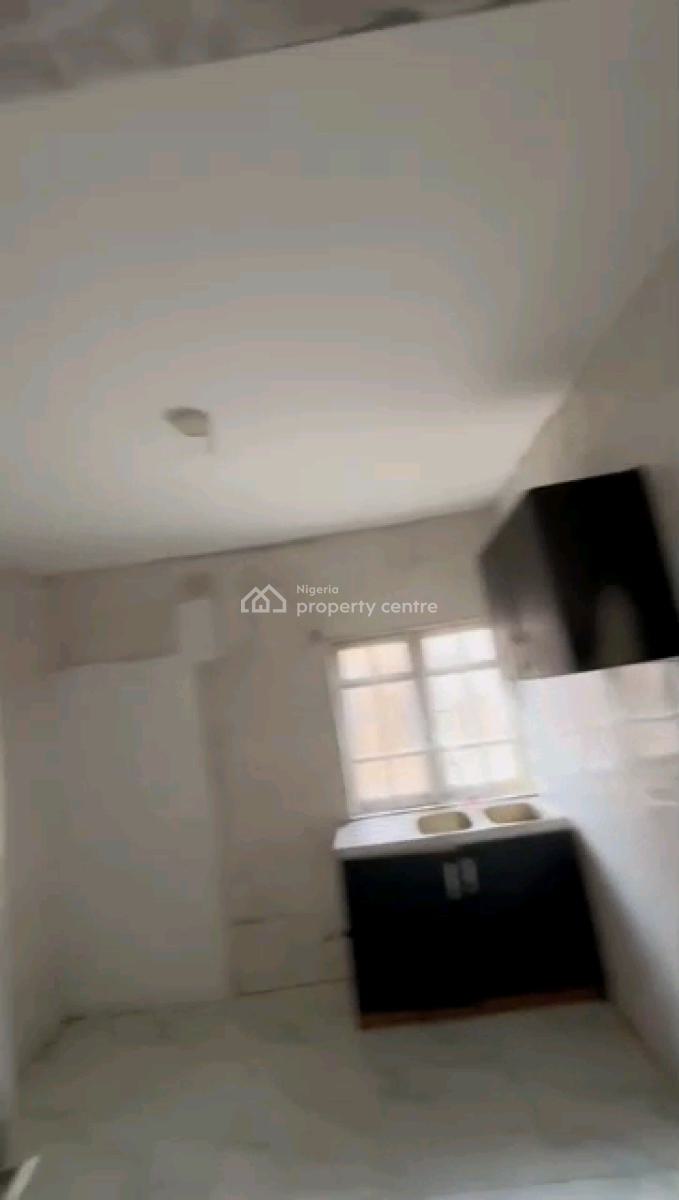 Decent 2bed Available in a Secure and Gated Estate, in a Gated Estate, Oworonshoki, Shomolu, Lagos, Flat / Apartment for Rent