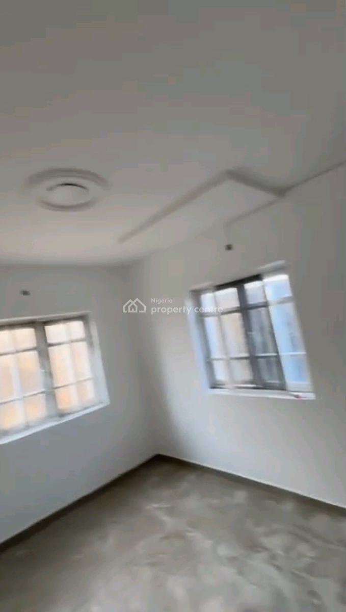 Decent 2bed Available in a Secure and Gated Estate, in a Gated Estate, Oworonshoki, Shomolu, Lagos, Flat / Apartment for Rent