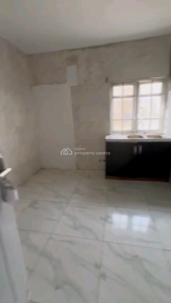 Decent 2bed Available in a Secure and Gated Estate, in a Gated Estate, Oworonshoki, Shomolu, Lagos, Flat / Apartment for Rent