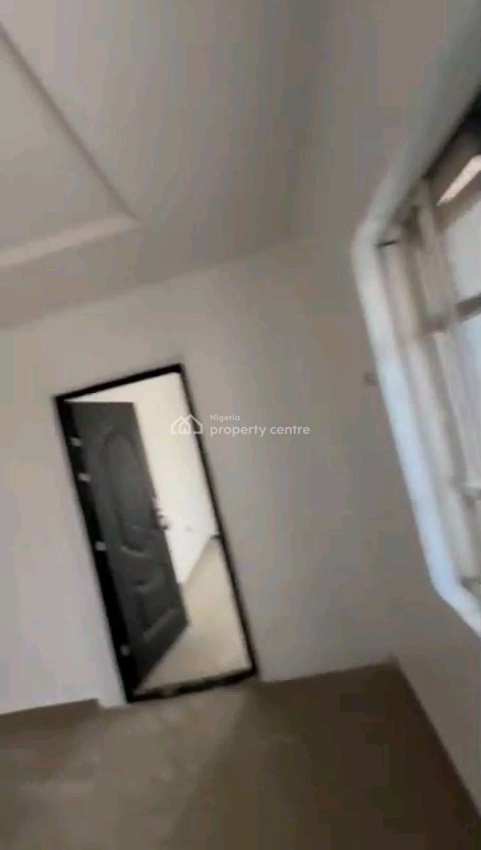 Decent 2bed Available in a Secure and Gated Estate, in a Gated Estate, Oworonshoki, Shomolu, Lagos, Flat / Apartment for Rent