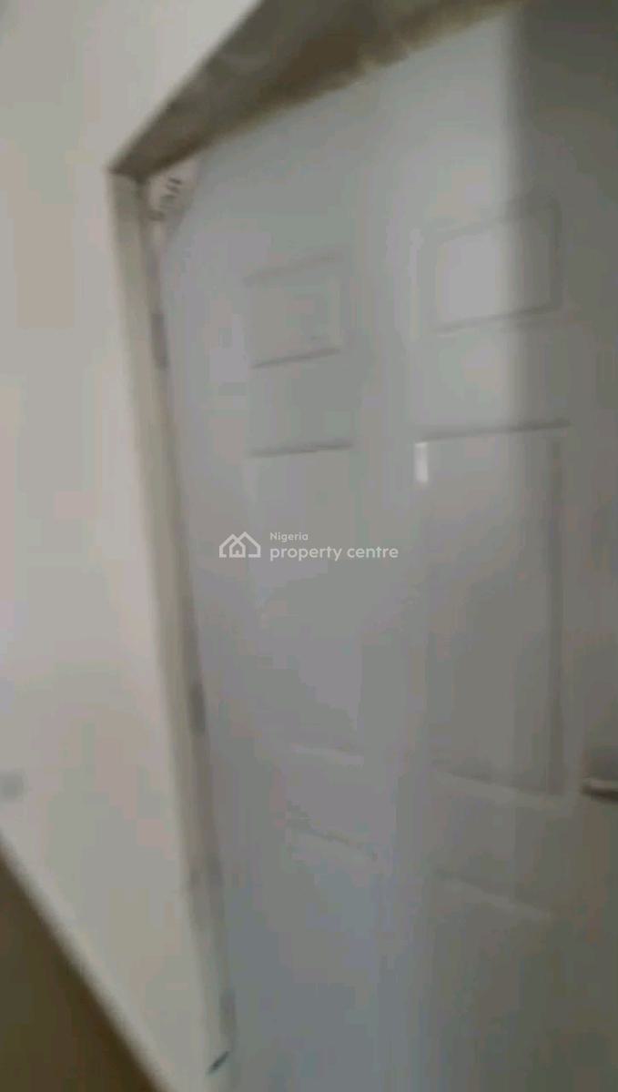 Decent 2bed Available in a Secure and Gated Estate, in a Gated Estate, Oworonshoki, Shomolu, Lagos, Flat / Apartment for Rent