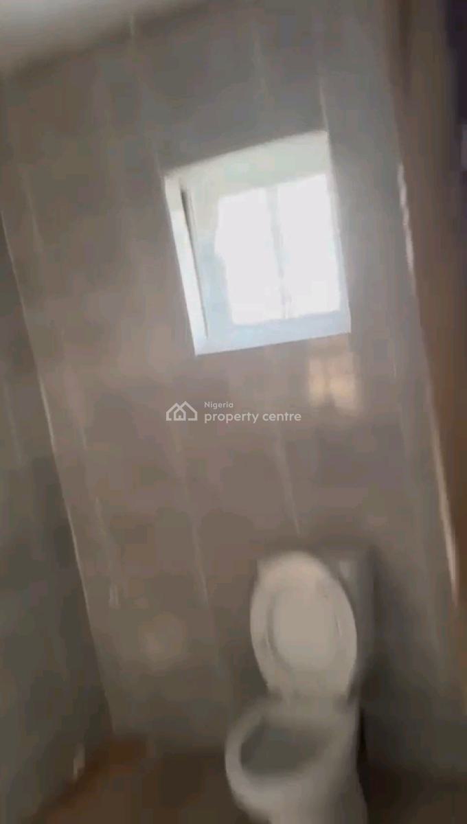 a Newly Built and Spacious 2bedroom Apartment (upstairs, Oloruntoyin Street, Oworonshoki, Shomolu, Lagos, Flat / Apartment for Rent