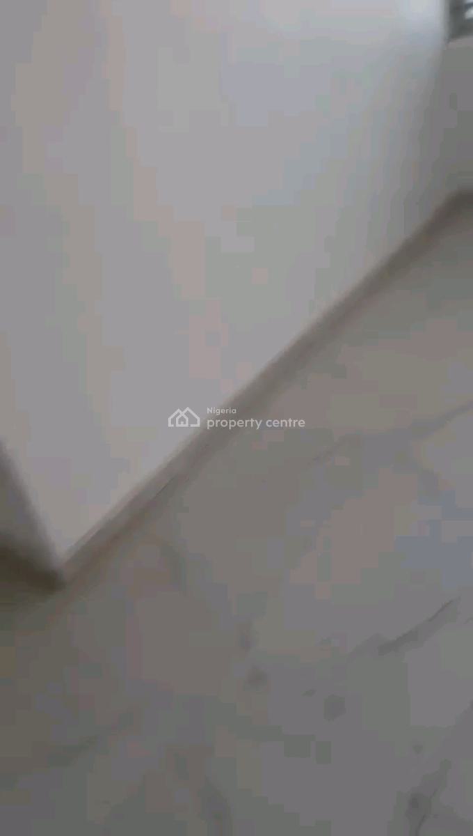 a Newly Built and Spacious 2bedroom Apartment (upstairs, Oloruntoyin Street, Oworonshoki, Shomolu, Lagos, Flat / Apartment for Rent