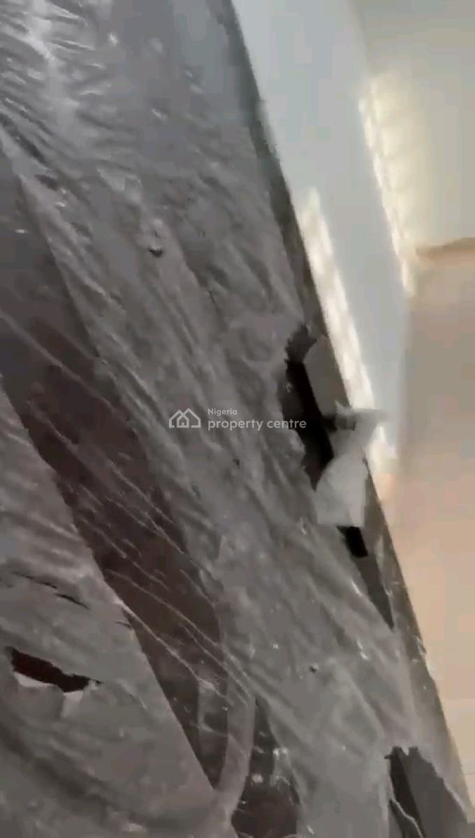 a Newly Built and Spacious 2bedroom Apartment (upstairs, Oloruntoyin Street, Oworonshoki, Shomolu, Lagos, Flat / Apartment for Rent