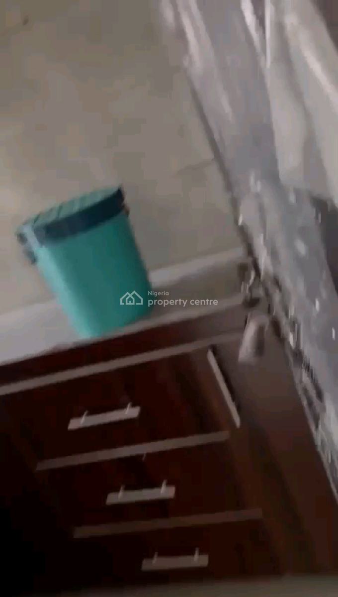 a Newly Built and Spacious 2bedroom Apartment (upstairs, Oloruntoyin Street, Oworonshoki, Shomolu, Lagos, Flat / Apartment for Rent