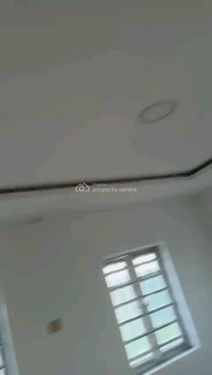 a Newly Built and Spacious 2bedroom Apartment (upstairs, Oloruntoyin Street, Oworonshoki, Shomolu, Lagos, Flat / Apartment for Rent