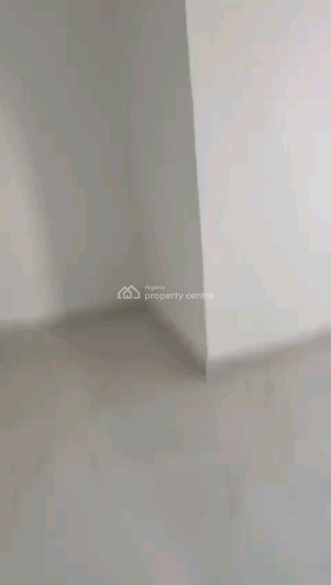 a Newly Built and Spacious 2bedroom Apartment (upstairs, Oloruntoyin Street, Oworonshoki, Shomolu, Lagos, Flat / Apartment for Rent