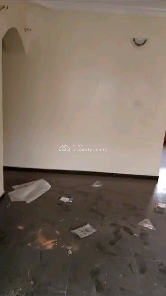 Decent Spacious 3 Bedrooms Up Flat, Sawmil, Gbagada, Lagos, Flat / Apartment for Rent