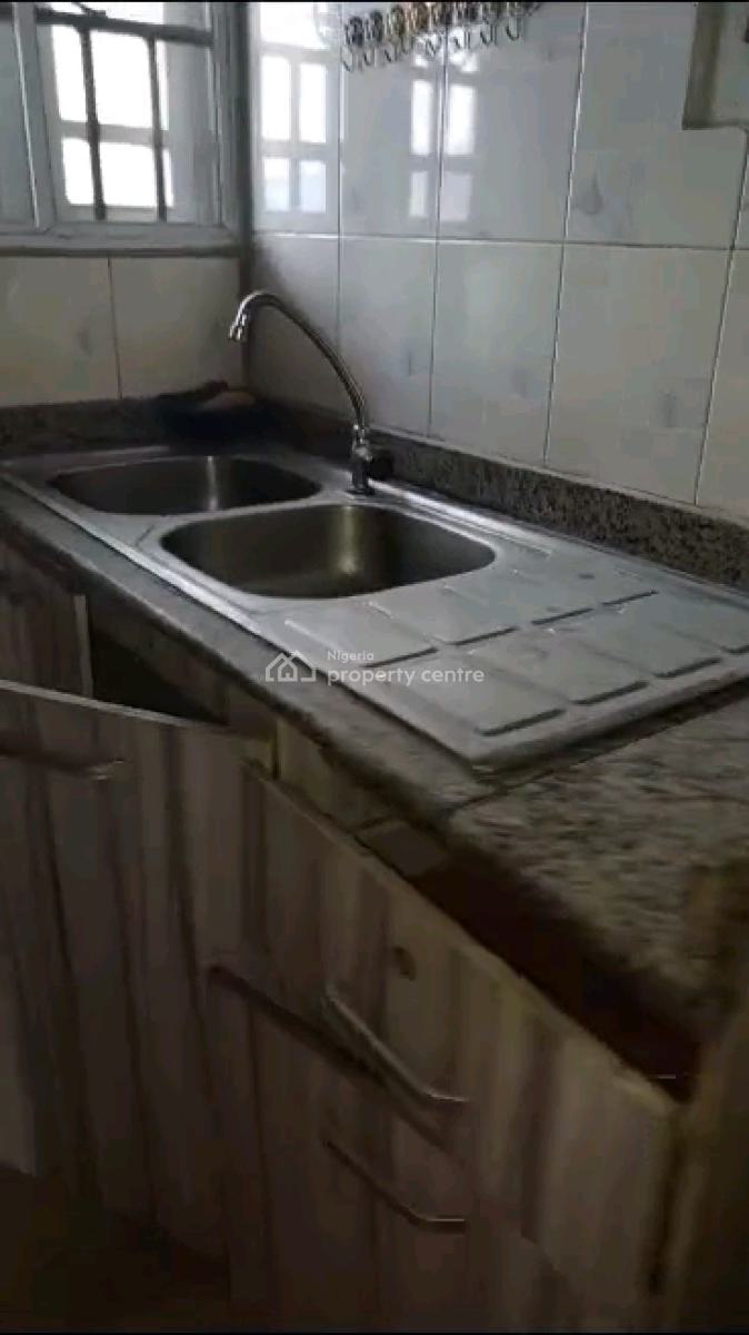 Decent Spacious 3 Bedrooms Up Flat, Sawmil, Gbagada, Lagos, Flat / Apartment for Rent