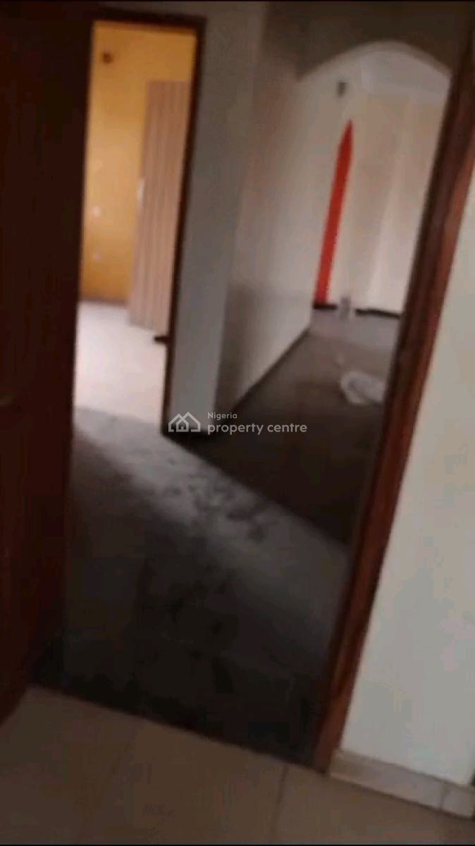Decent Spacious 3 Bedrooms Up Flat, Sawmil, Gbagada, Lagos, Flat / Apartment for Rent