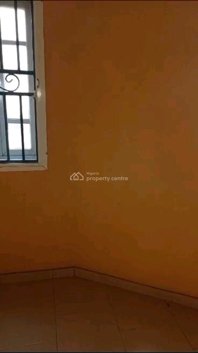 Decent Spacious 3 Bedrooms Up Flat 3t 3b, 2 Rooms Ensuite All Tiled, Sawmil, Gbagada, Lagos, Flat / Apartment for Rent