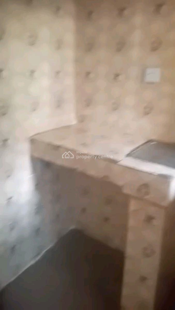 *standard and Executive Mini Flat, Off Ososa Road, Bariga, Shomolu, Lagos, Mini Flat (room and Parlour) for Rent