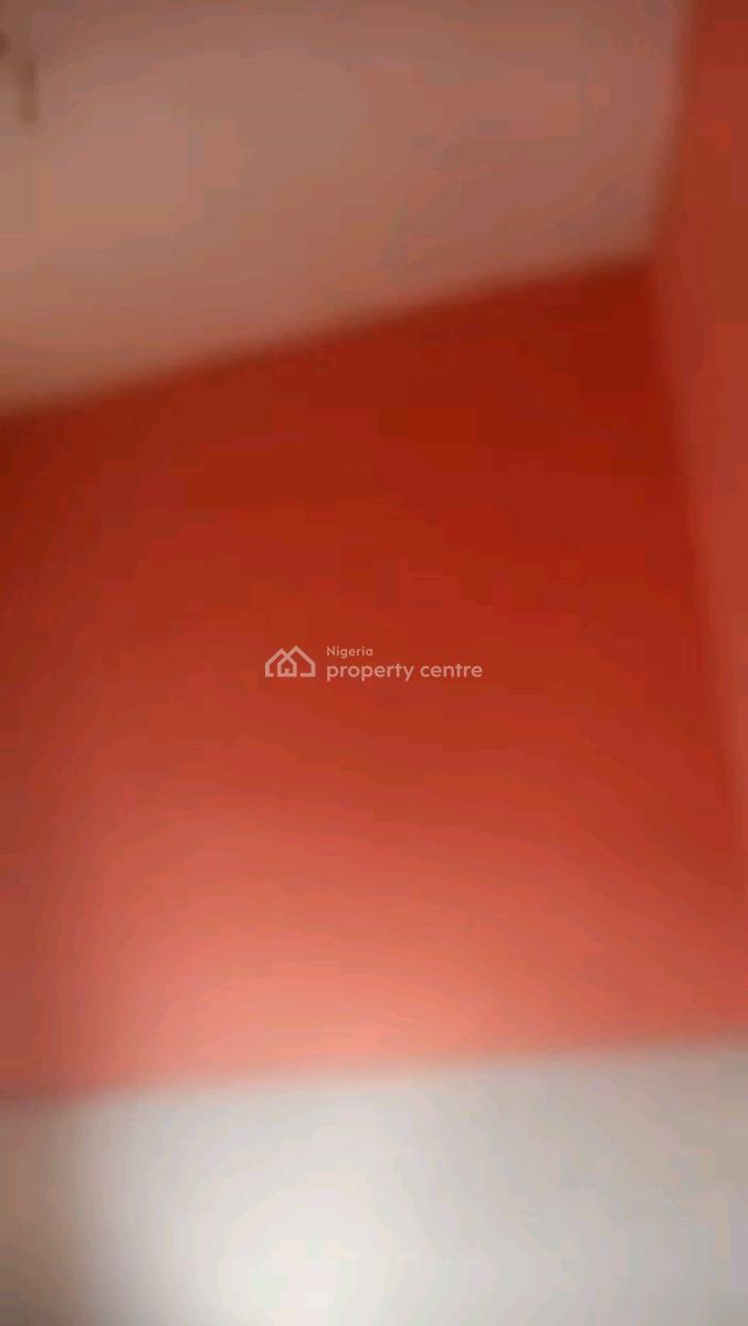 *standard and Executive Mini Flat, Off Ososa Road, Bariga, Shomolu, Lagos, Mini Flat (room and Parlour) for Rent