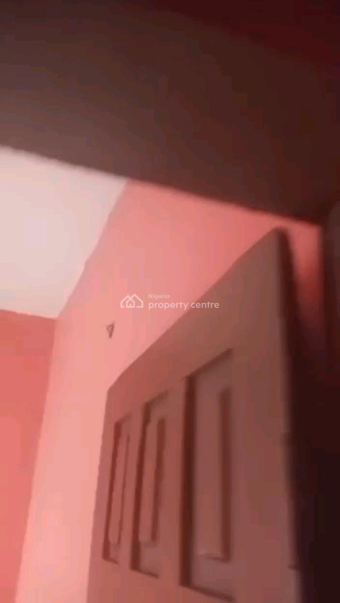 *standard and Executive Mini Flat, Off Ososa Road, Bariga, Shomolu, Lagos, Mini Flat (room and Parlour) for Rent