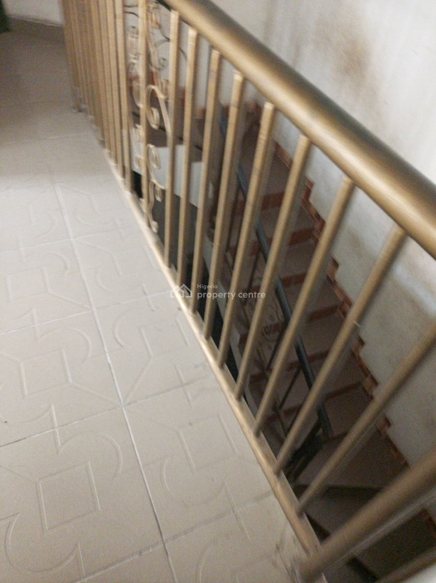 Beautiful Share Apartment Upstairs, Folami Health Center, Off Mobil Road, Ilaje, Ajah, Lagos, Self Contain (single Rooms) for Rent