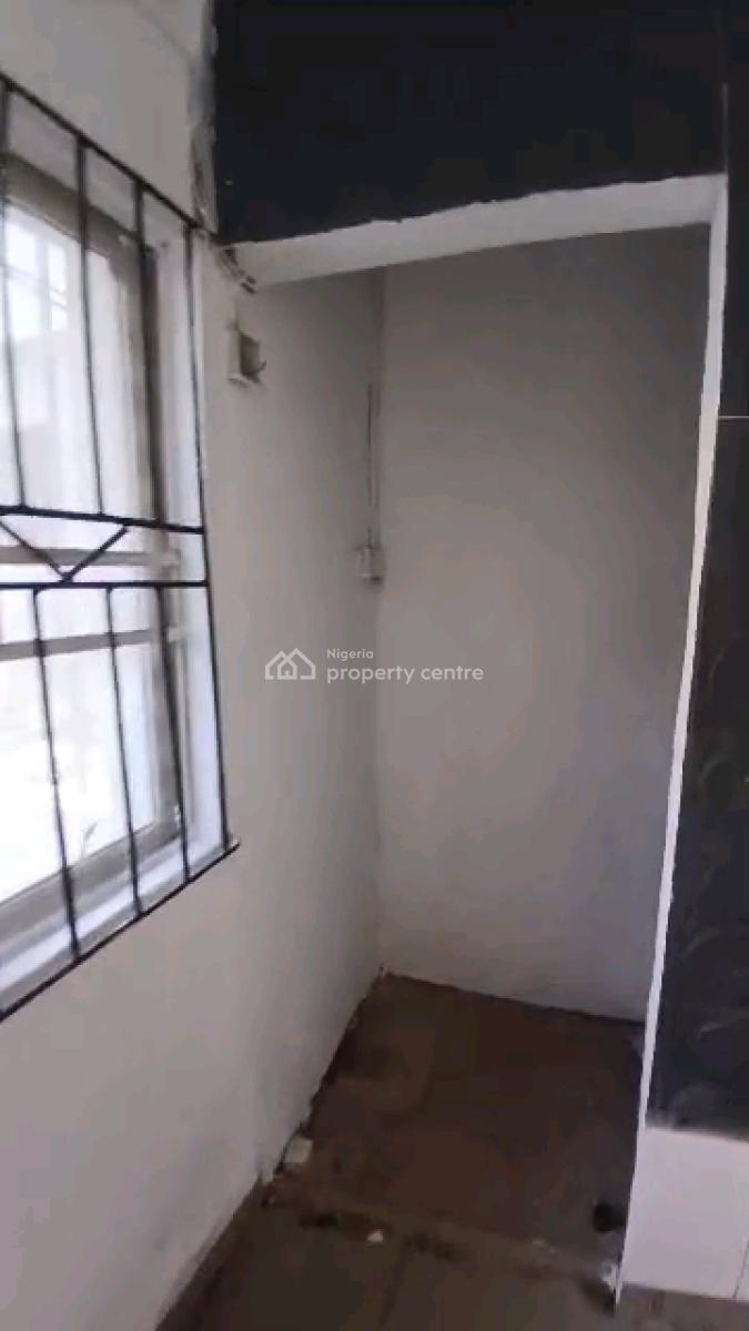 Spacious and Standard Room Self Contained, Shobande Street, Akoka, Yaba, Lagos, Self Contain (single Rooms) for Rent