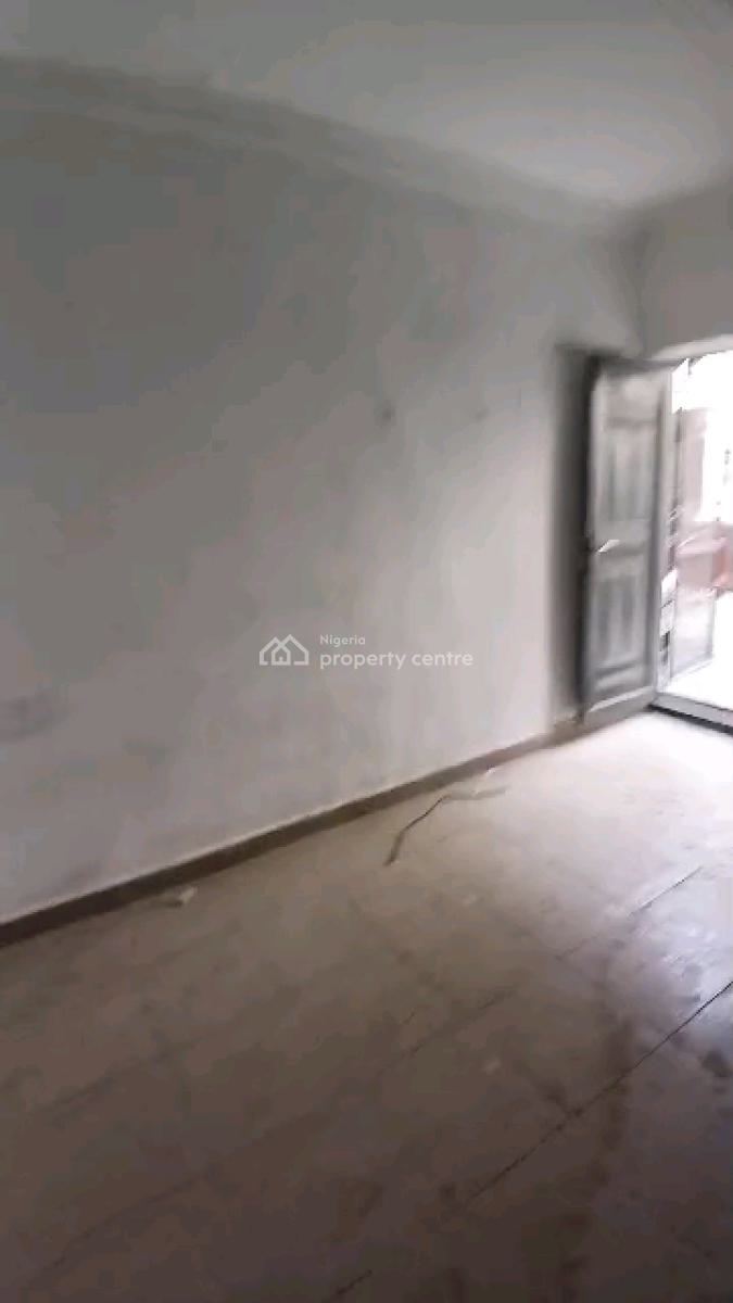 Spacious and Standard Room Self Contained, Shobande Street, Akoka, Yaba, Lagos, Self Contain (single Rooms) for Rent