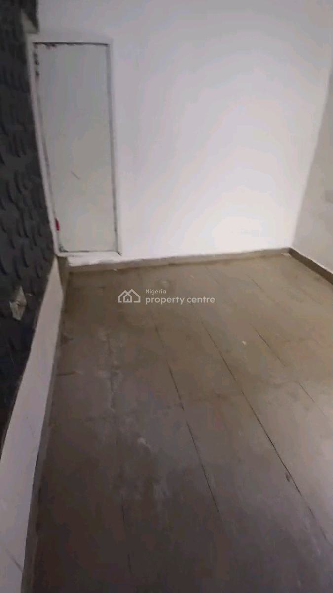 Spacious and Standard Room Self Contained, Shobande Street, Akoka, Yaba, Lagos, Self Contain (single Rooms) for Rent