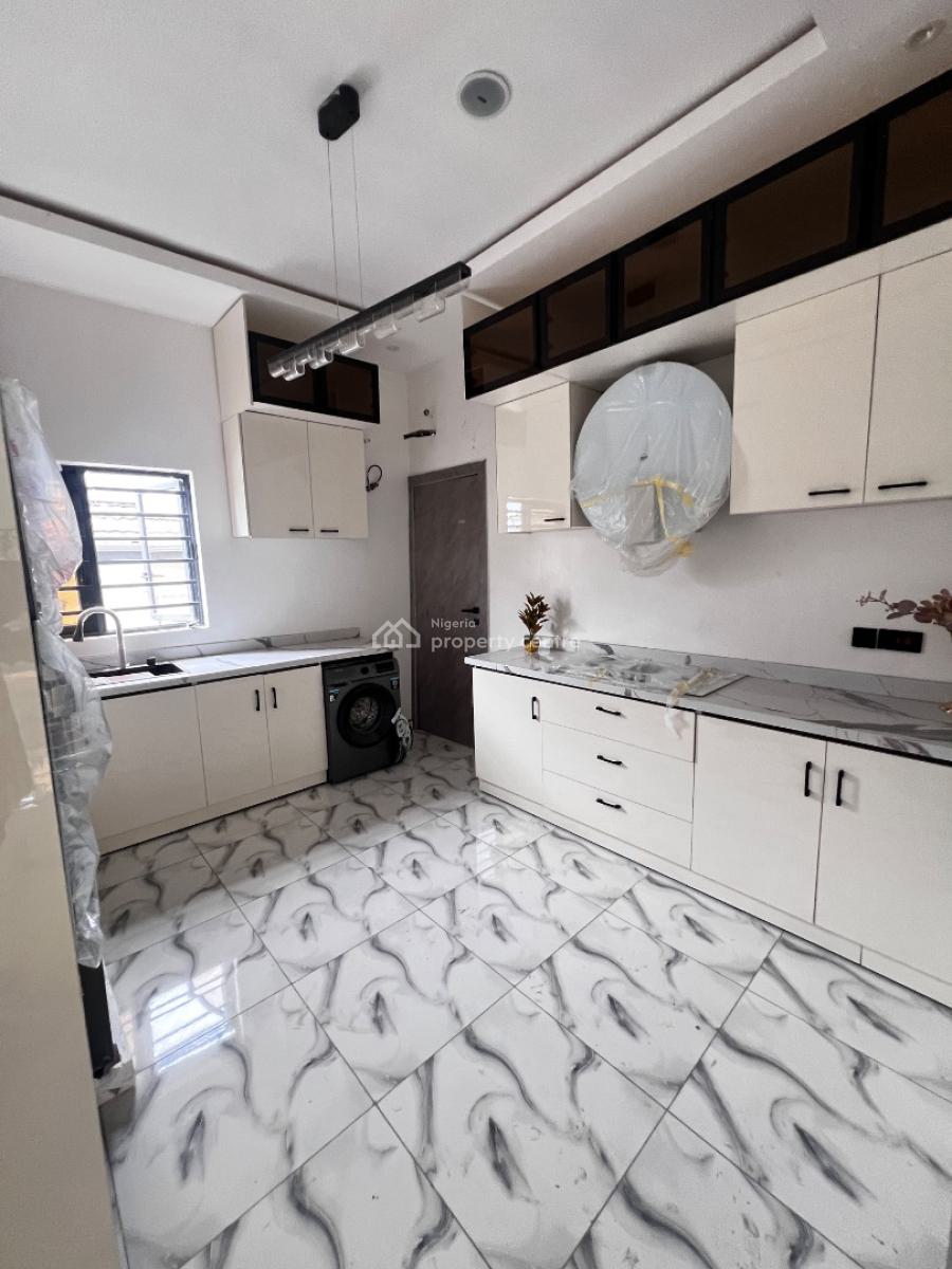 Luxury 4 Bedroom Duplex with a Bq in Lekki Phase 1, Lekki Phase 1, Lekki, Lagos, Semi-detached Duplex for Sale