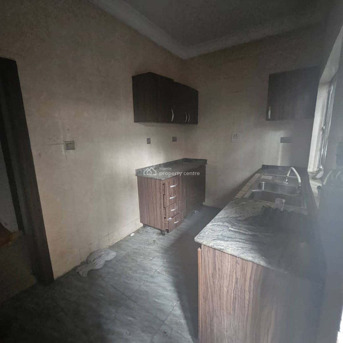 Beautiful 4 Bedroom Duplex with Bq, Gra Phase 2, Magodo, Lagos, Semi-detached Duplex for Rent