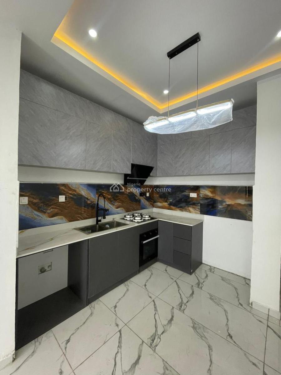 2 Bedroom Apartment, Off Domino Pizza Ologolo Lekki Lagos, Ologolo, Lekki, Lagos, Flat / Apartment for Rent