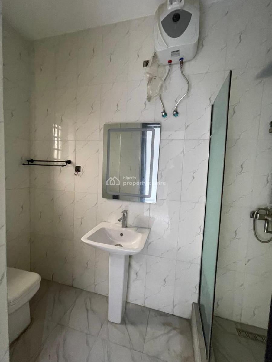 2 Bedroom Apartment, Off Domino Pizza Ologolo Lekki Lagos, Ologolo, Lekki, Lagos, Flat / Apartment for Rent